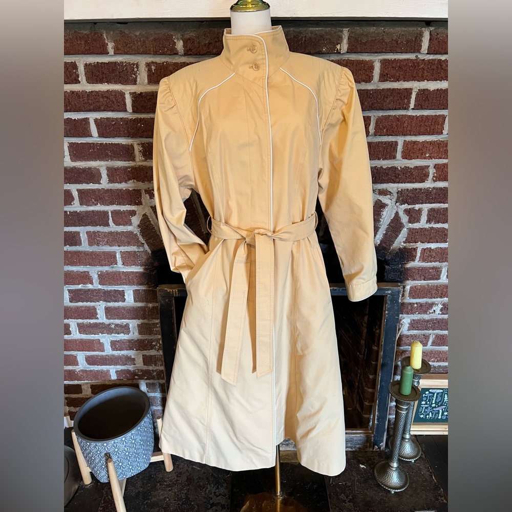 VINTAGE j.c. penney/windsor bay trench coat